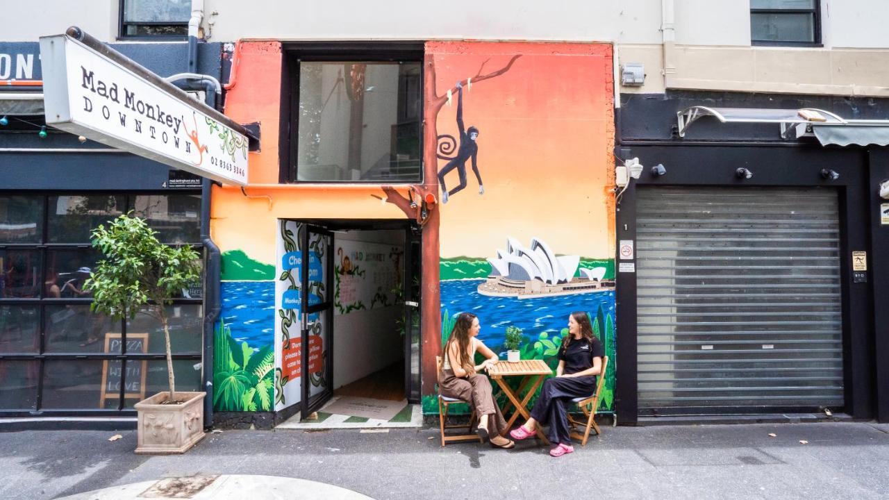 Mad Monkey Downtown Sidney Exterior foto